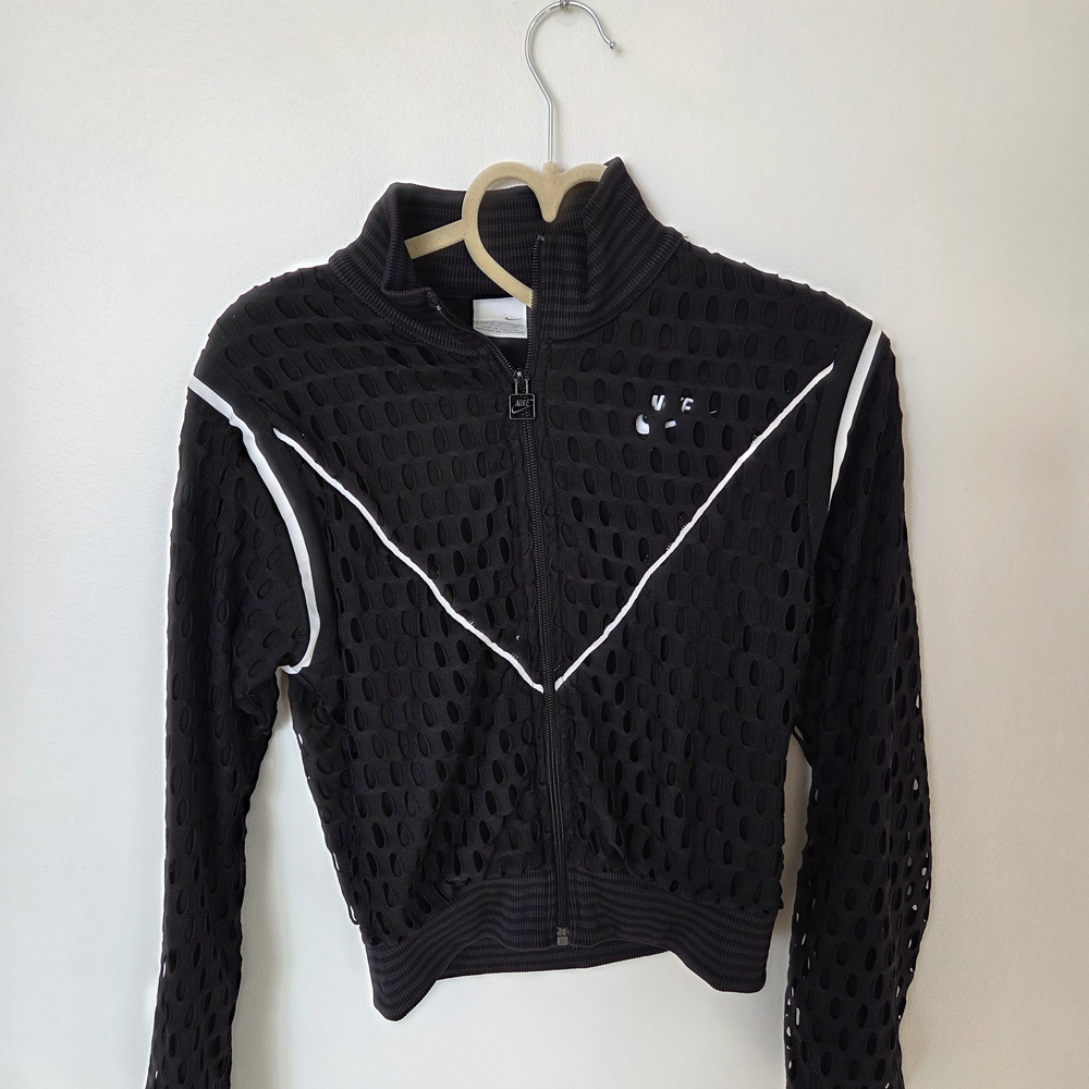 VINTAGE - SIZE SMALL 8Nike Women's Black and White Mesh Bomber Jacket